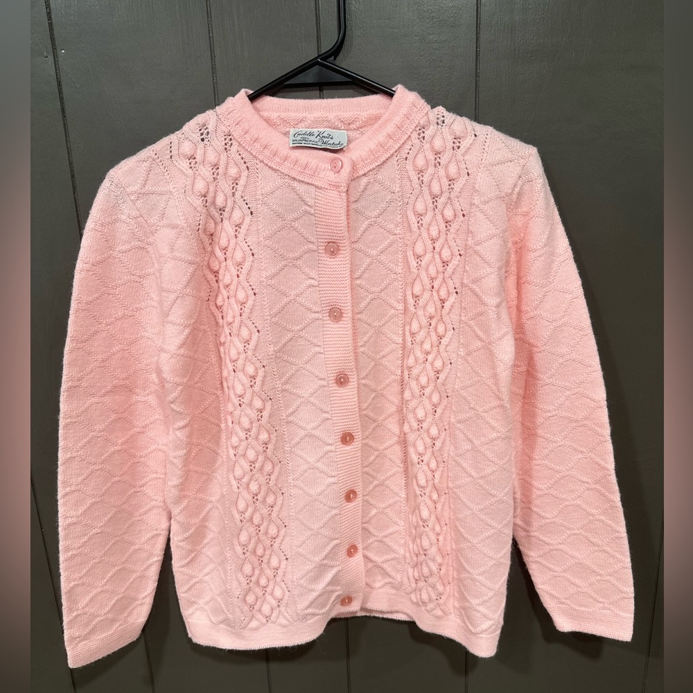 Vintage baby pink cardigan!